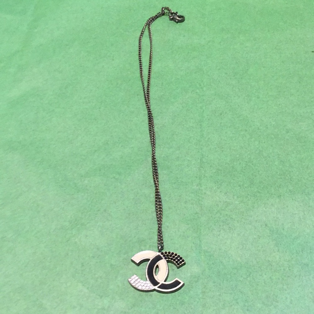 Vintage Chanel Cream Black Diamond Chanel Necklace